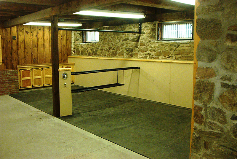 perfect horse barn, renovating horse barn, horse barn makeover, horse bank barn, dutch masters construction, horse tack room, horse feed room, horse wash stall, horse barn rubber mats 