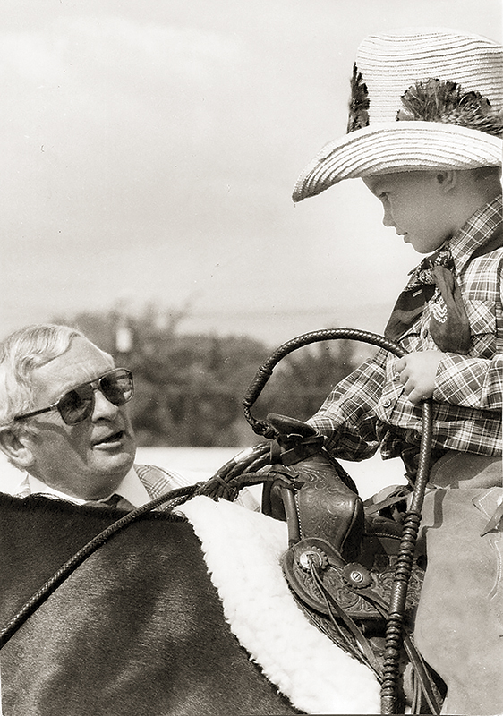 who are some of canada's horse industry builders? John Scott, Cara Whitham, Jack Pemberton, Alfred Fletcher, Guy Weadick, Dr. Sherman Olson, Dr. Gillian Lawrence, David Esworthy, Gayle Ecker, Bill Collins, Peter Cameron, Faith Berghuis, Ian Miller