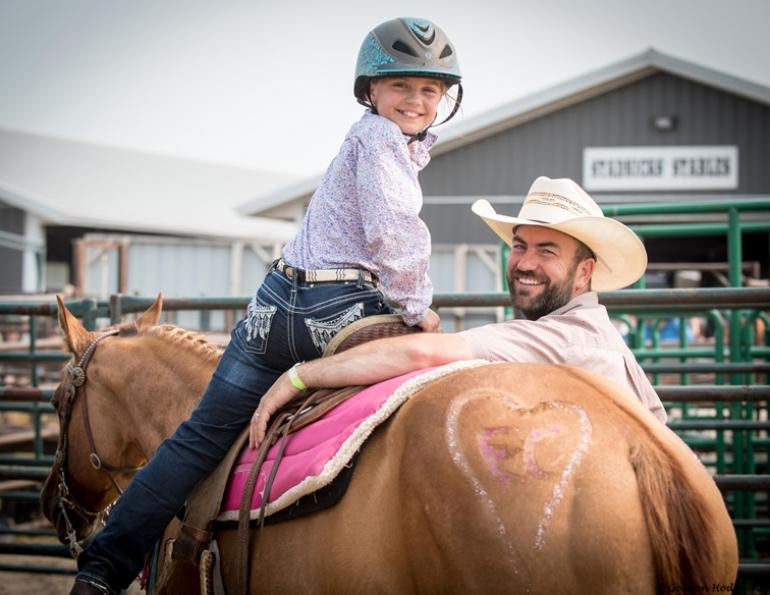 canada horse photo contest, equine photo contest canada, horse photos, gorgeous horse pics