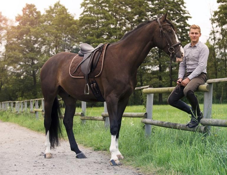 pre-horse ride routine, horse rider psychology, develop horse riding schedule