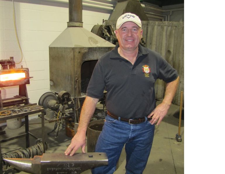  dean sinclair farrier kelowna bc, career as farrier, equine farrier careers, horse farrier careers, olds college farrier, certified journeyman farrier, canada farrier