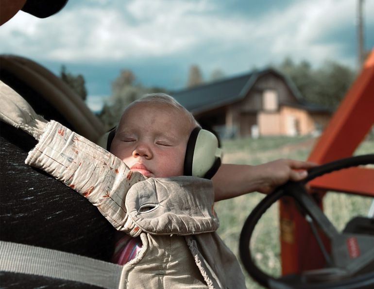 family farms, how to run a family farm, horse farms, how to manage farm and family life, canadian farms, horse farms canada, managing farm and children, tania millen